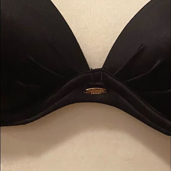Victoria’s Secret Black Bikini Top Sz 32A Top Only Woman’s - Picture 2 of 11